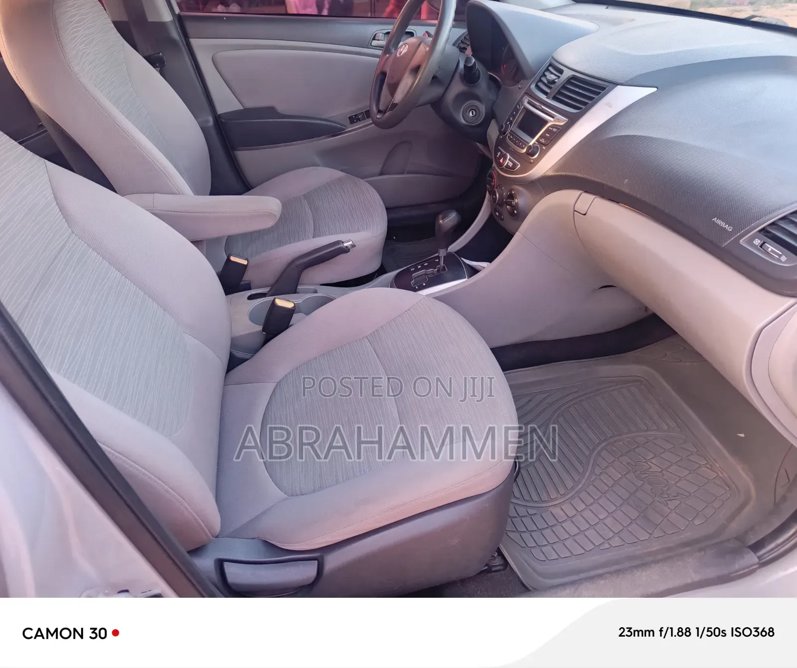 Hyundai Accent SE Sedan 2016 Gray