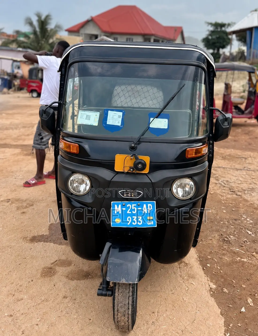 Bajaj RE 2025 Black
