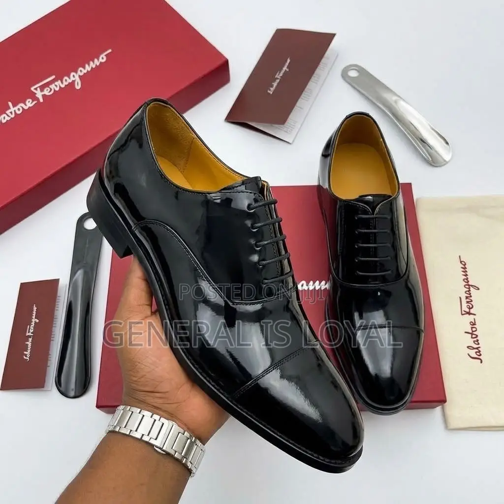 Salvatore Ferragamo Mirror Men’s Executive Lace Black Shoe