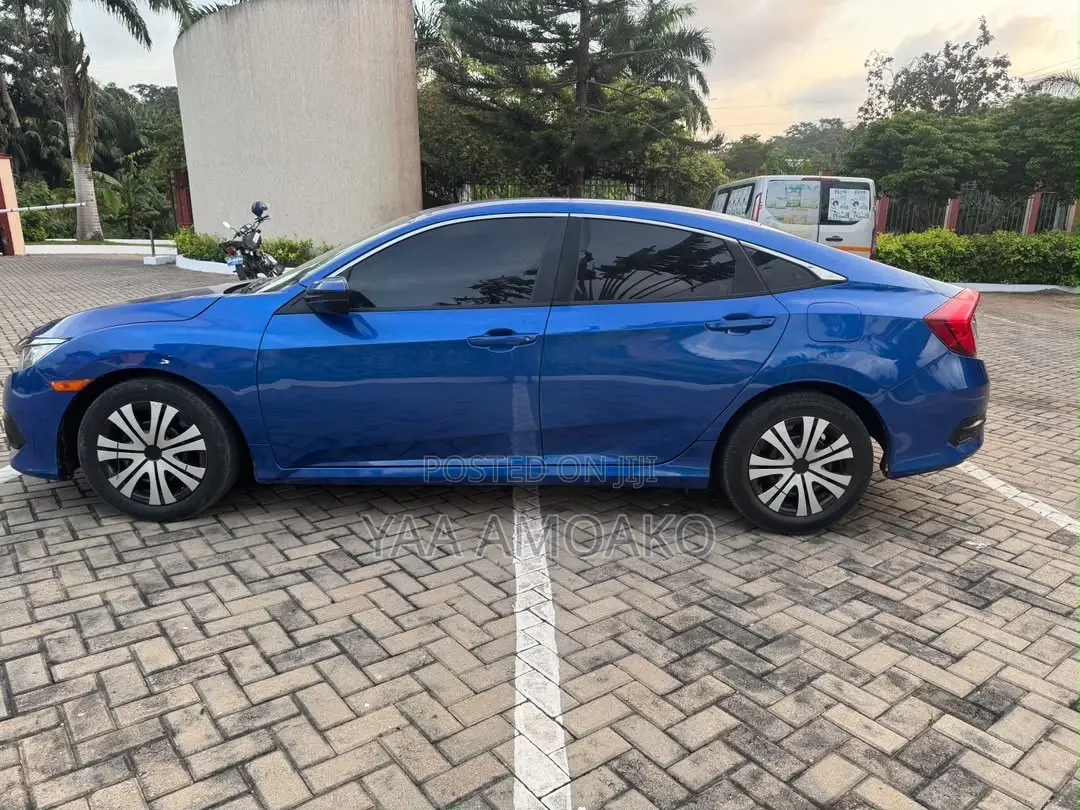 Honda Civic LX 4dr Sedan (2.0L 4cyl) 2016 Blue