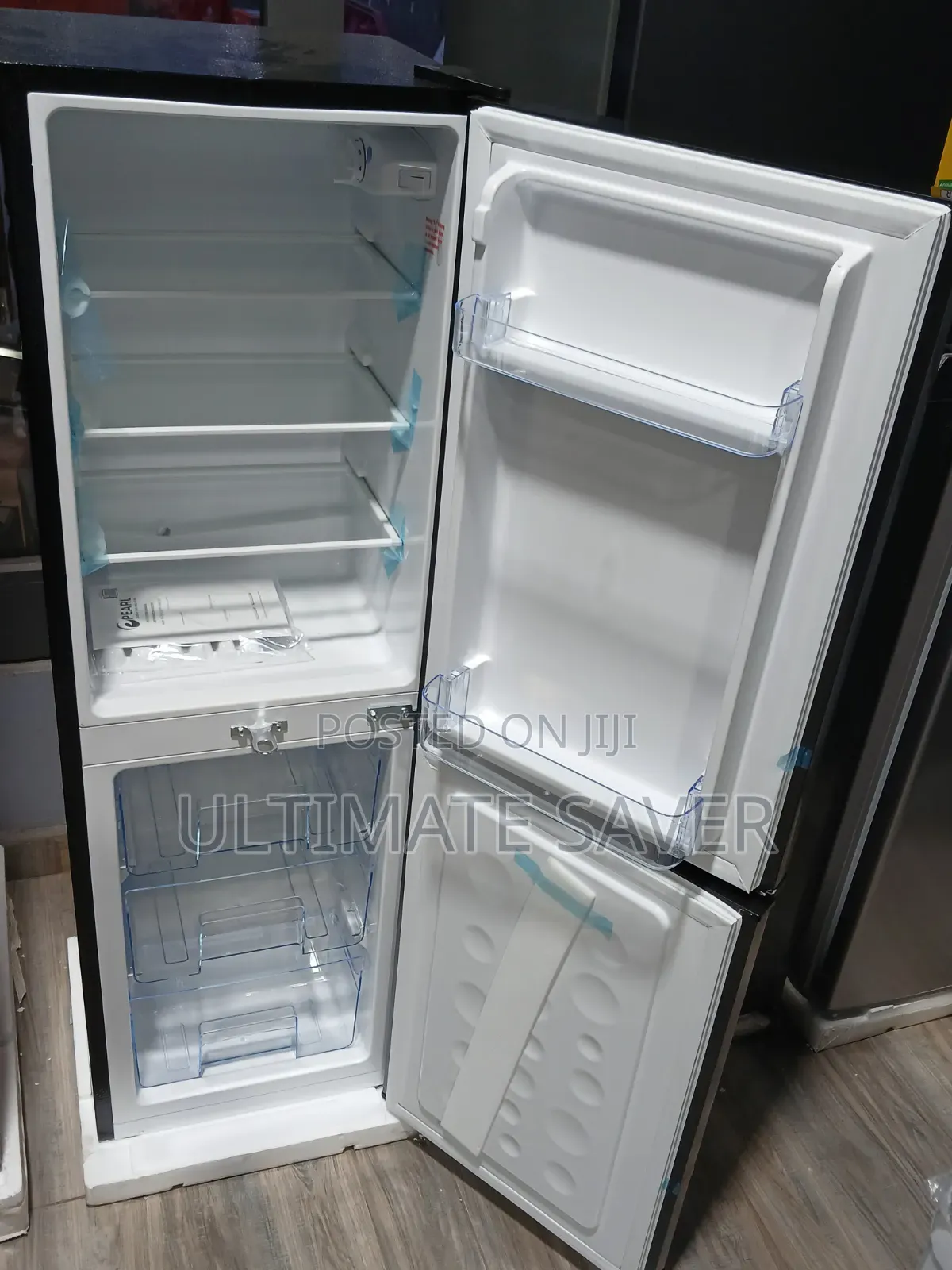 Refrigerator 102L Pearl Bottom Freezer