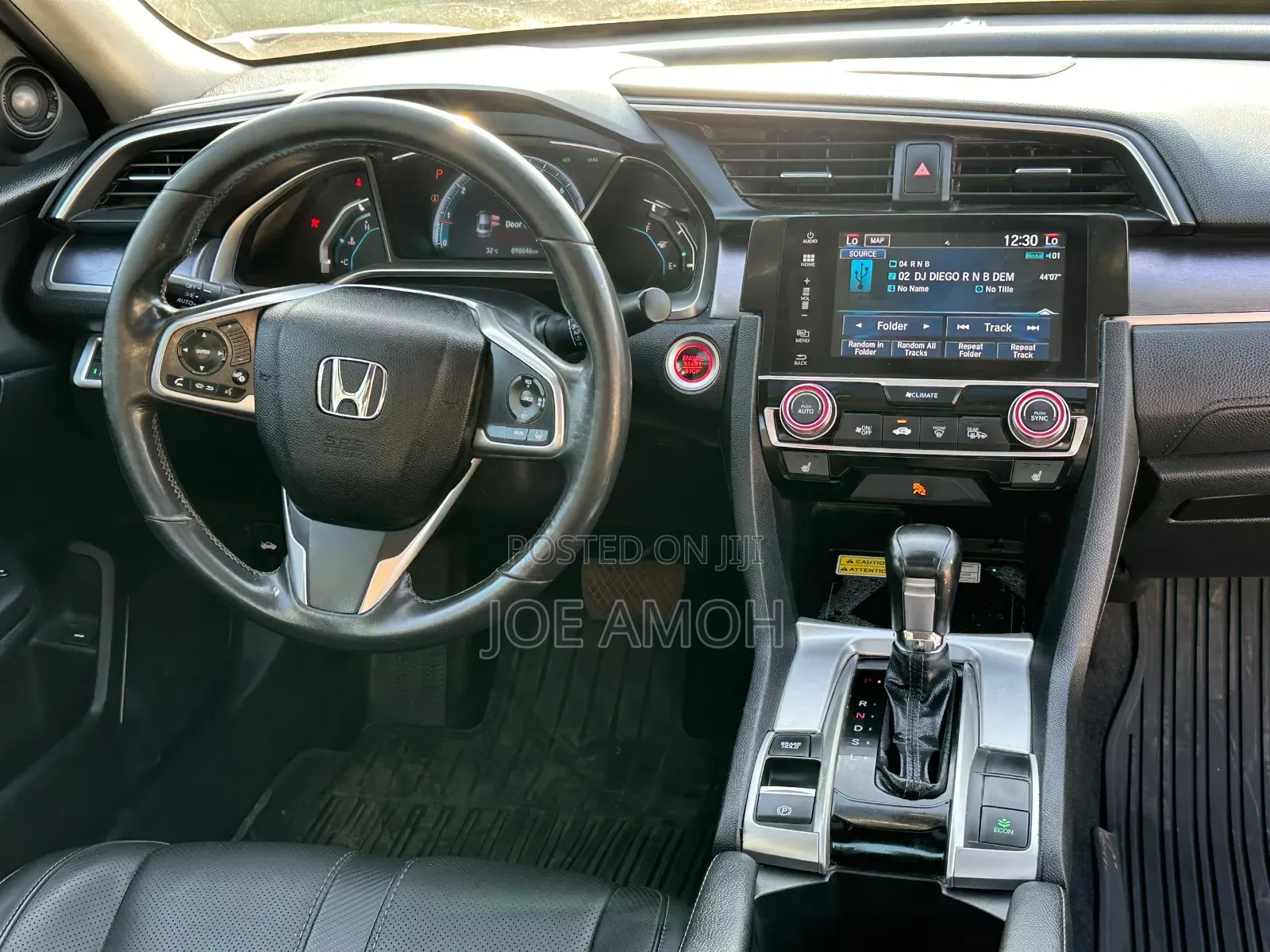 Honda Civic Touring 4dr Sedan (1.5L 4cyl) 2017 White