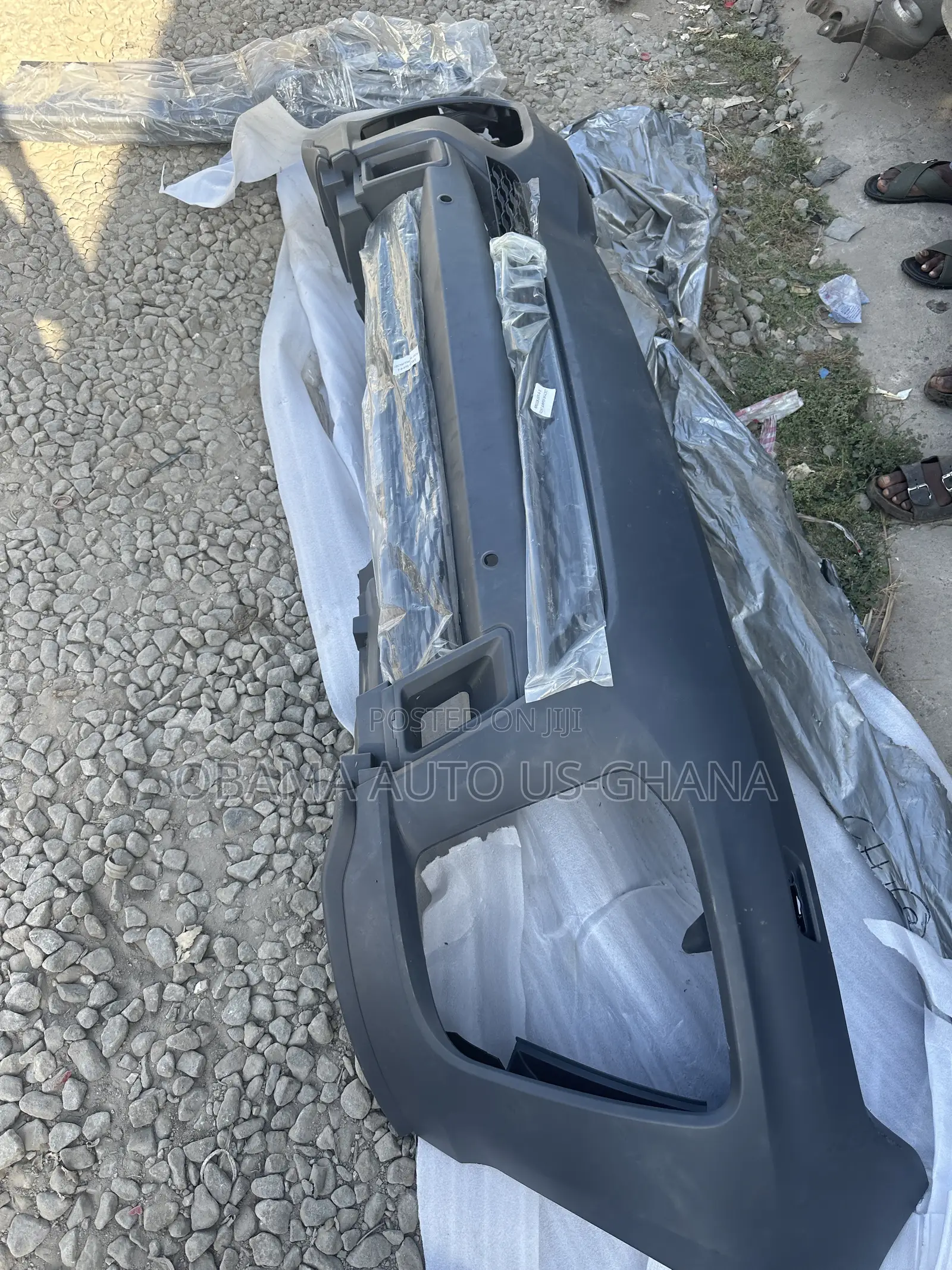 Land Rover Range Rover Sport SVR 2017 2018 2019 2020 2022 Front Bumper