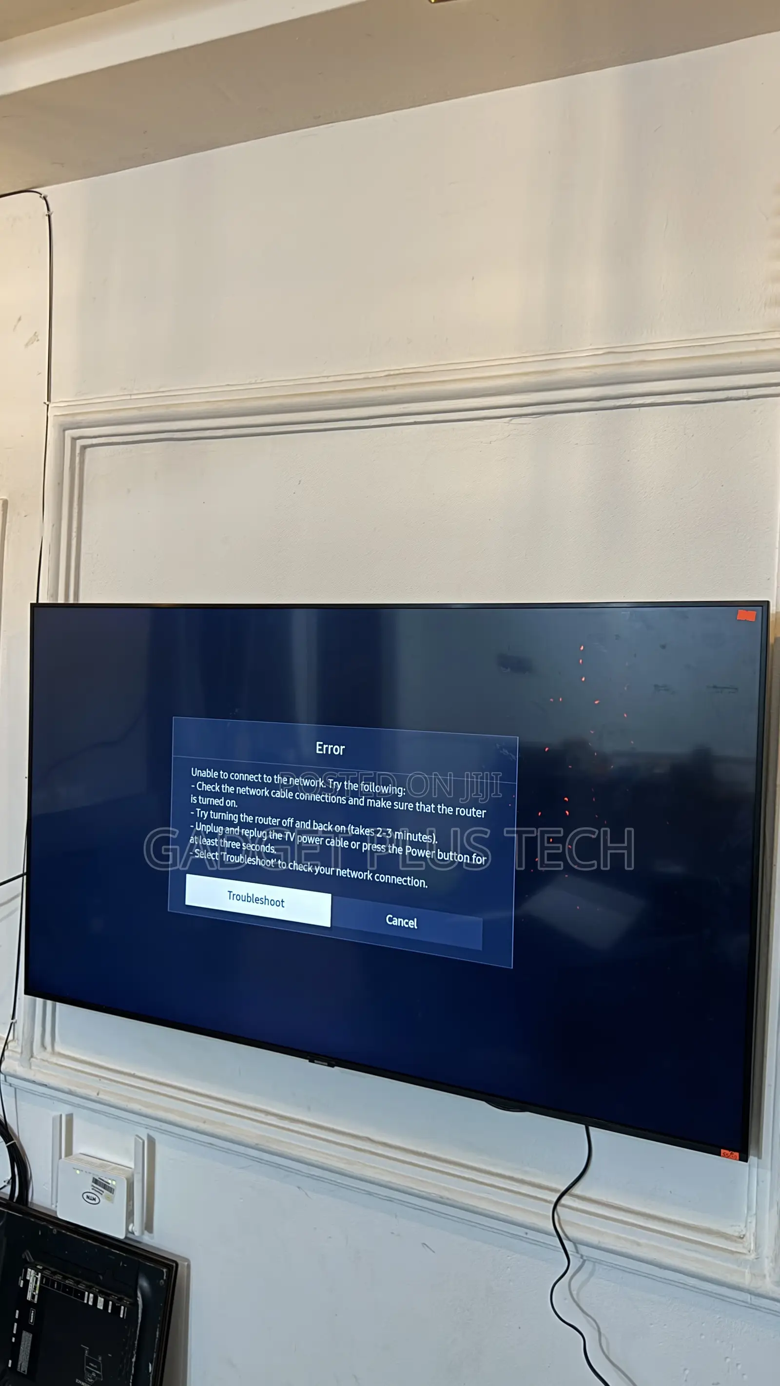 2021 55” Samsung QLED 4K Smart TV (Red Dots on the Screen )