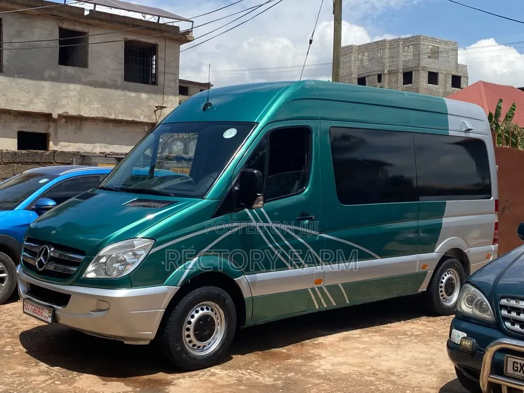 Mercedes-Benz Sprinter 2007 Green