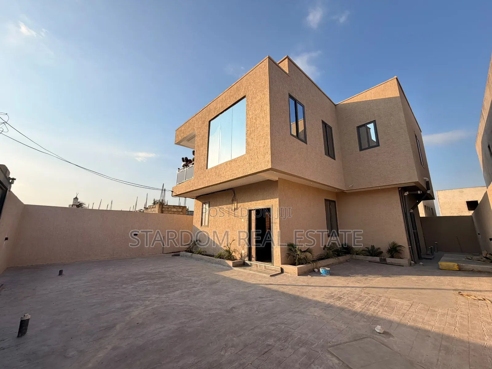 3bdrm Duplex in East Legon Hills for rent