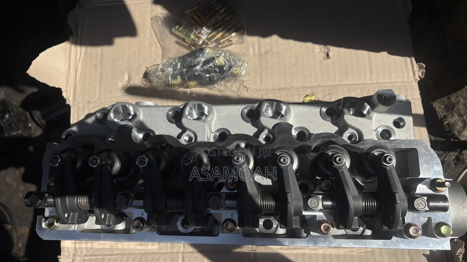 H100 / Hyundai Grace Engine Head