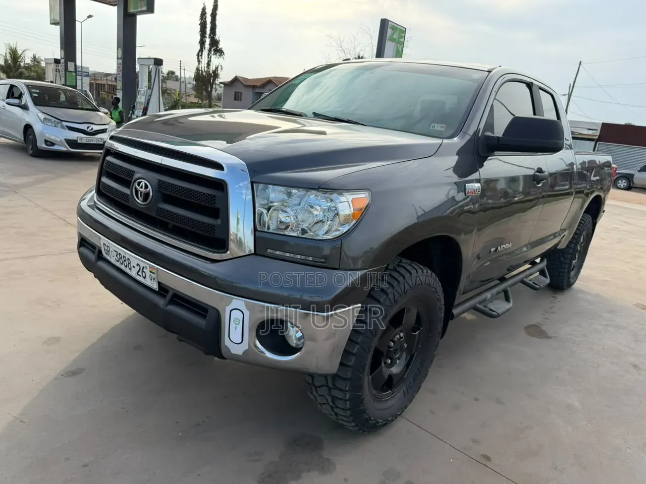 Toyota Tundra Double Cab 4x4 5.7L V8 2013 Gray