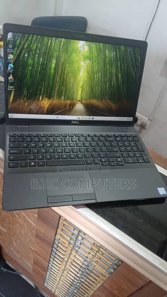 Laptop Dell Latitude 5500 8GB Intel Core i5 SSD 512GB