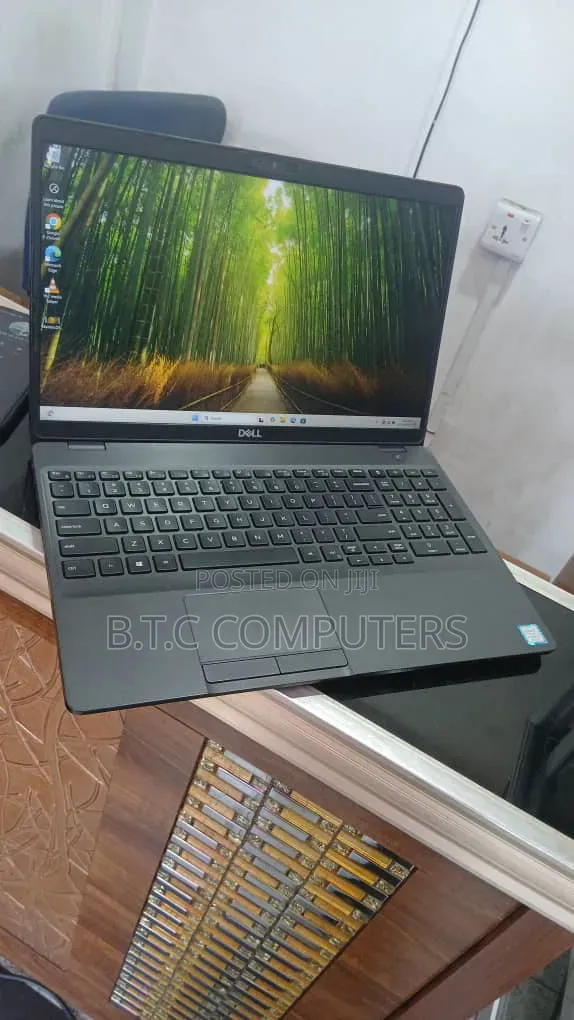Laptop Dell Latitude 5500 8GB Intel Core i5 SSD 512GB