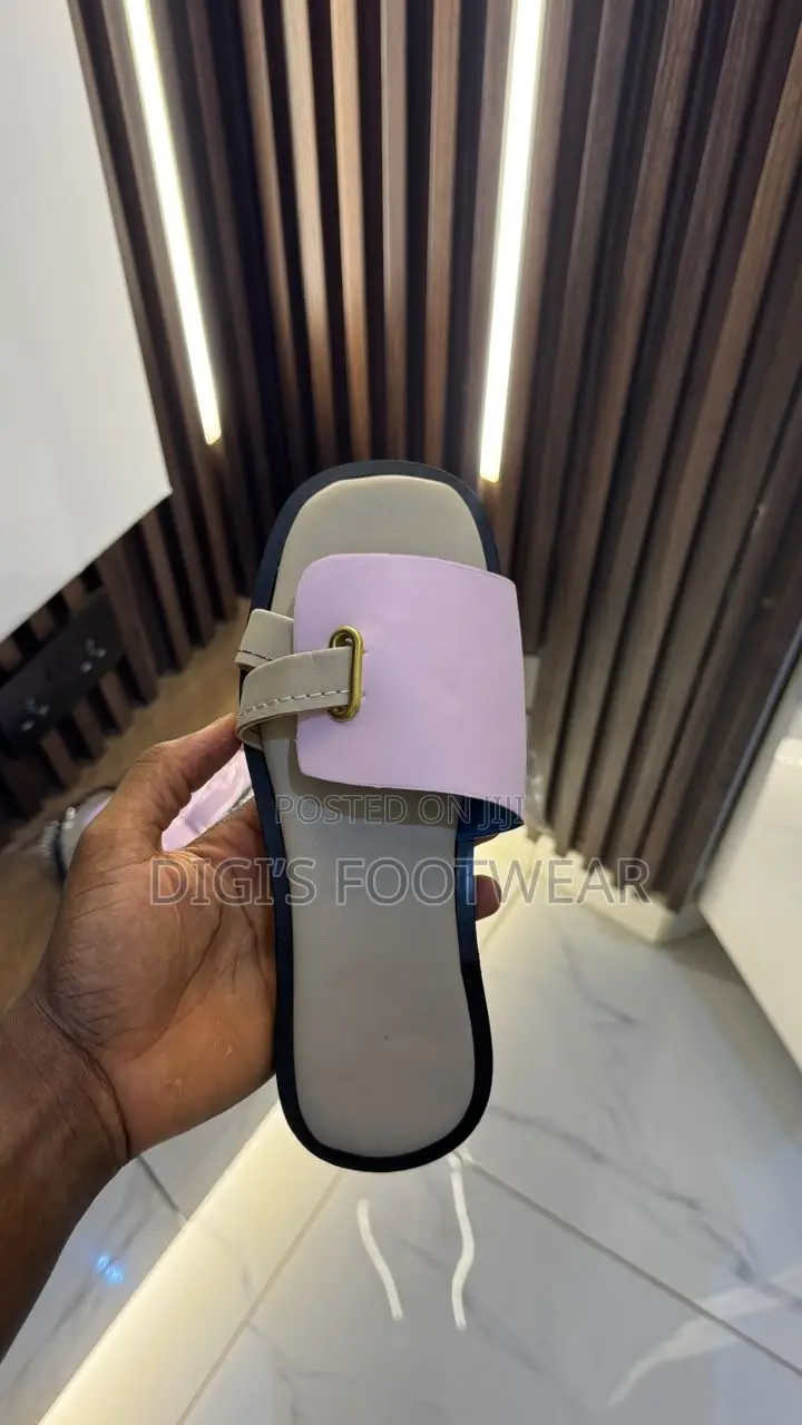 Pink OhemaaBa Ladies Slipper