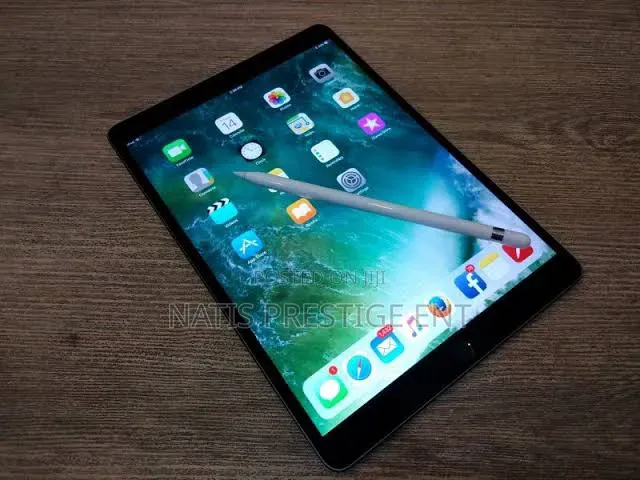 Apple iPad Pro 12.9 (2017) 64 GB Silver