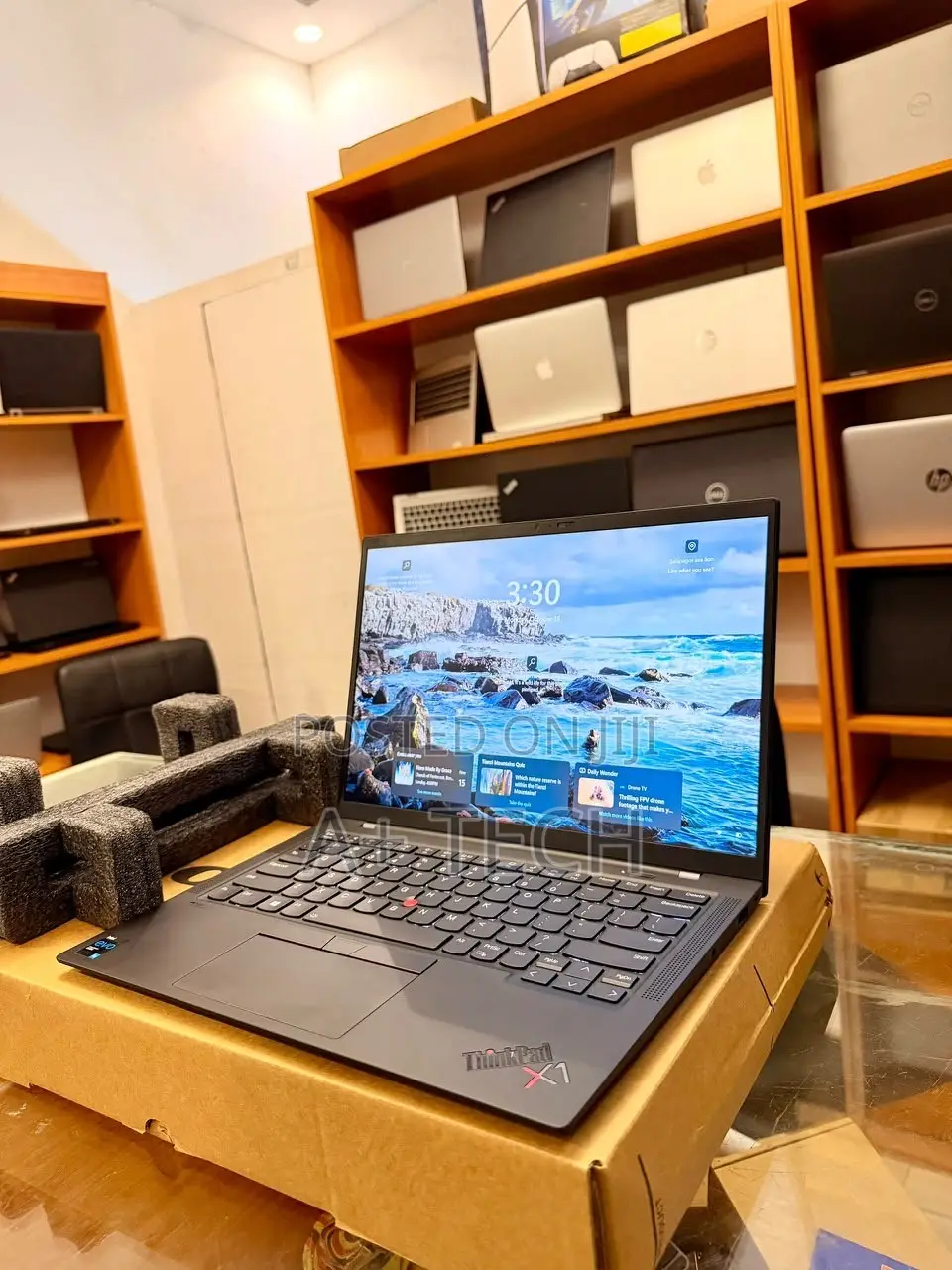 New Laptop Lenovo ThinkPad X1 Carbon 8GB Intel Core i5 SSD 256GB