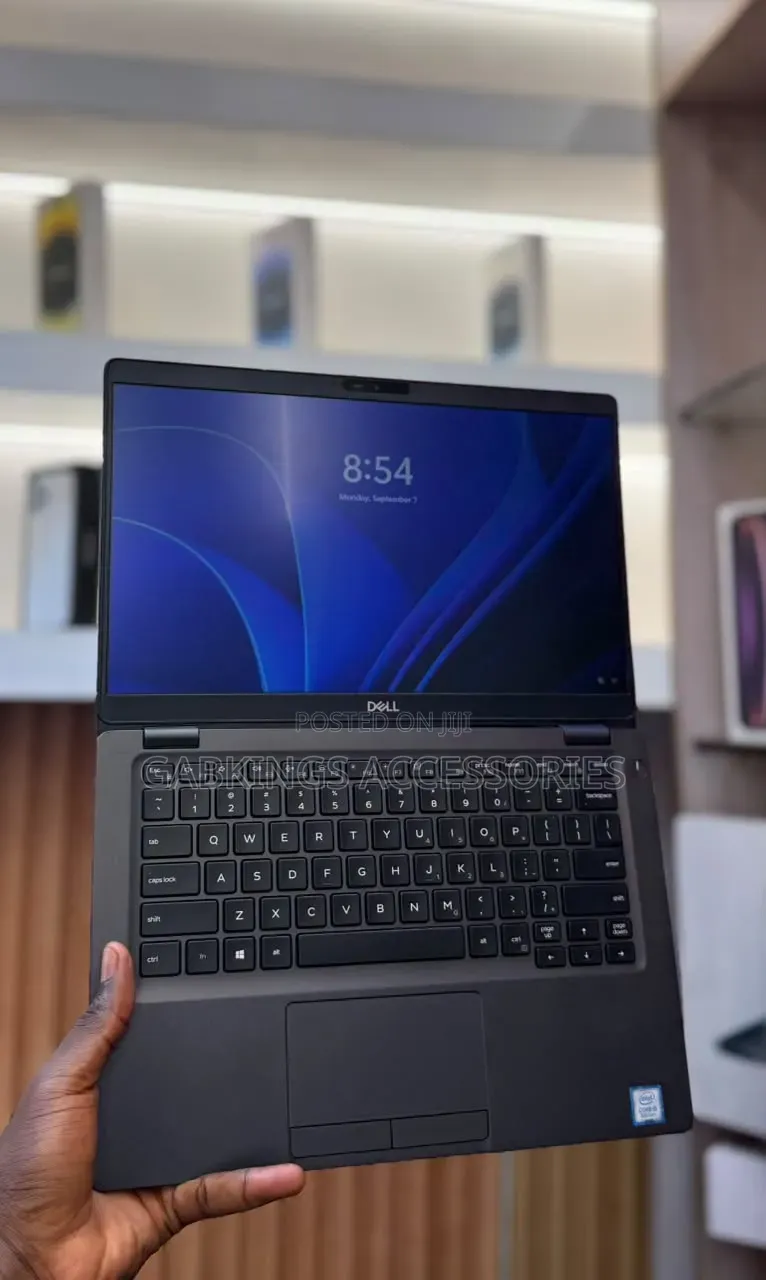 Laptop Dell Latitude 5300 8GB Intel Core i5 SSD 256GB