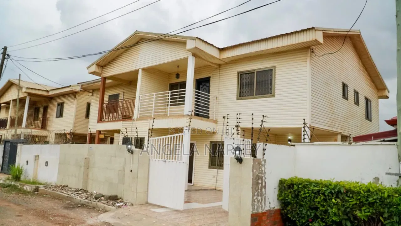 3bdrm House in Spintex, Accra Metropolitan for sale
