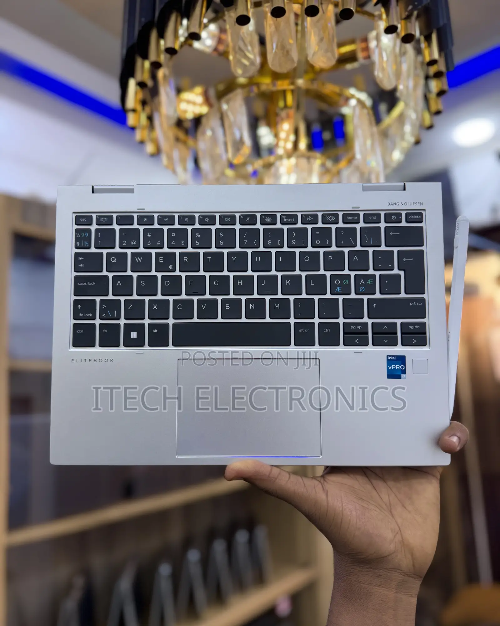 Laptop HP EliteBook 830 G9 16GB Intel Core i7 SSD 512GB