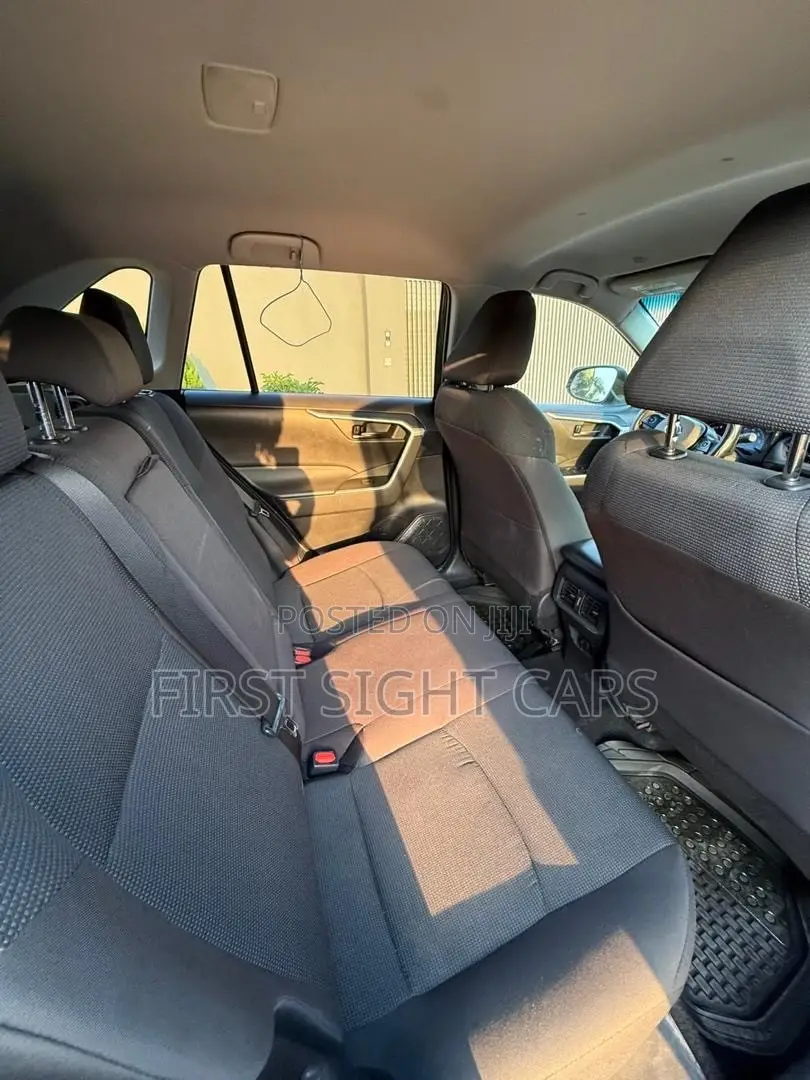 Toyota RAV4 LE AWD 2024 Black