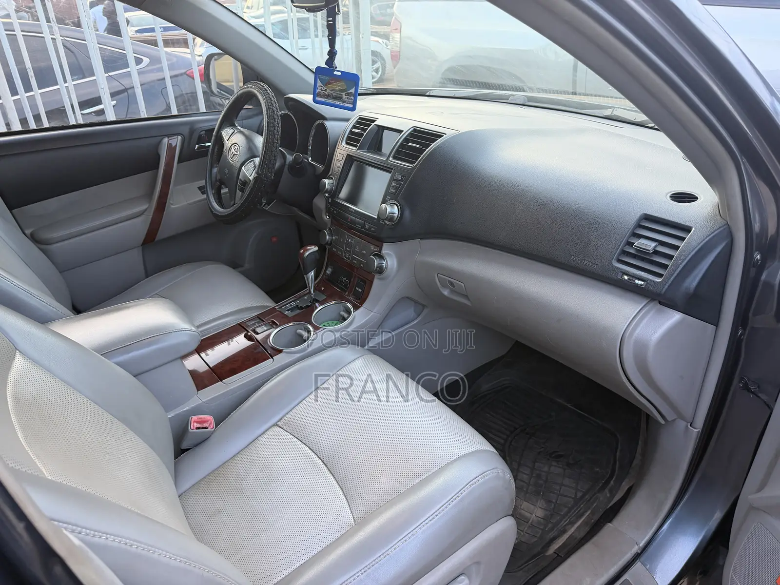 Toyota Highlander Limited 3.5l 4WD 2013 Gray