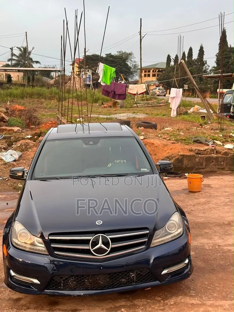 Mercedes-Benz C250 2013 Black