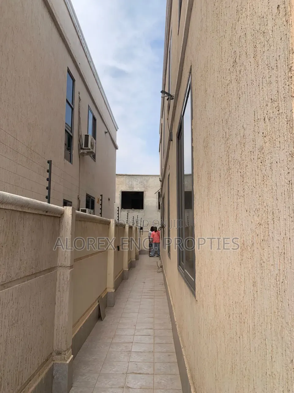 5bdrm Duplex in East Legon Hills, Nmai-Dzorn for rent