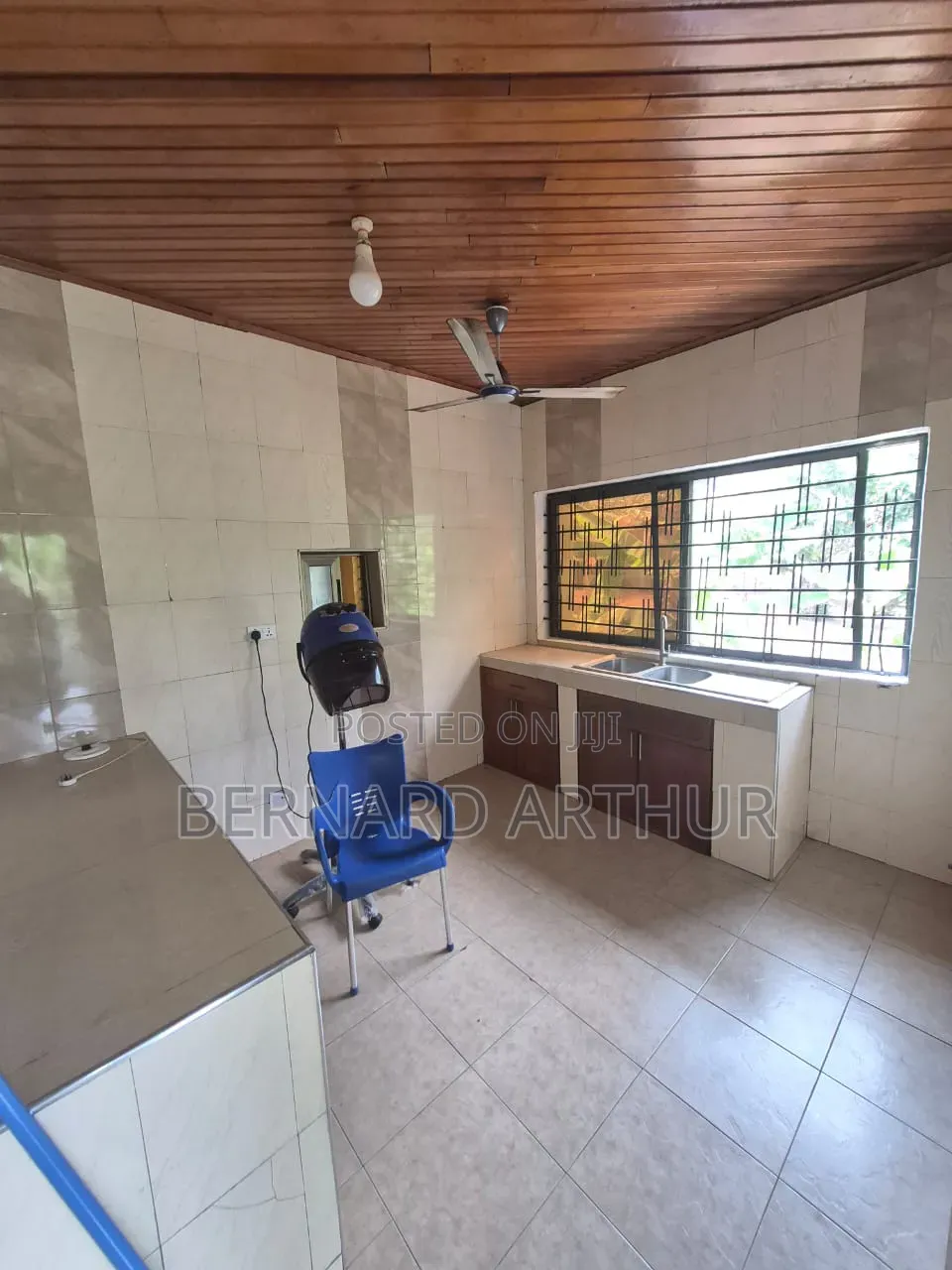 4bdrm House in Bernard Agency, Ola Achool Area for rent