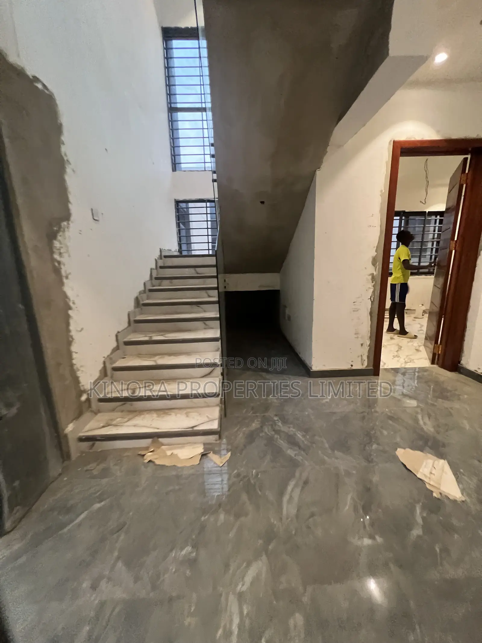4bdrm Duplex in East Legon for rent