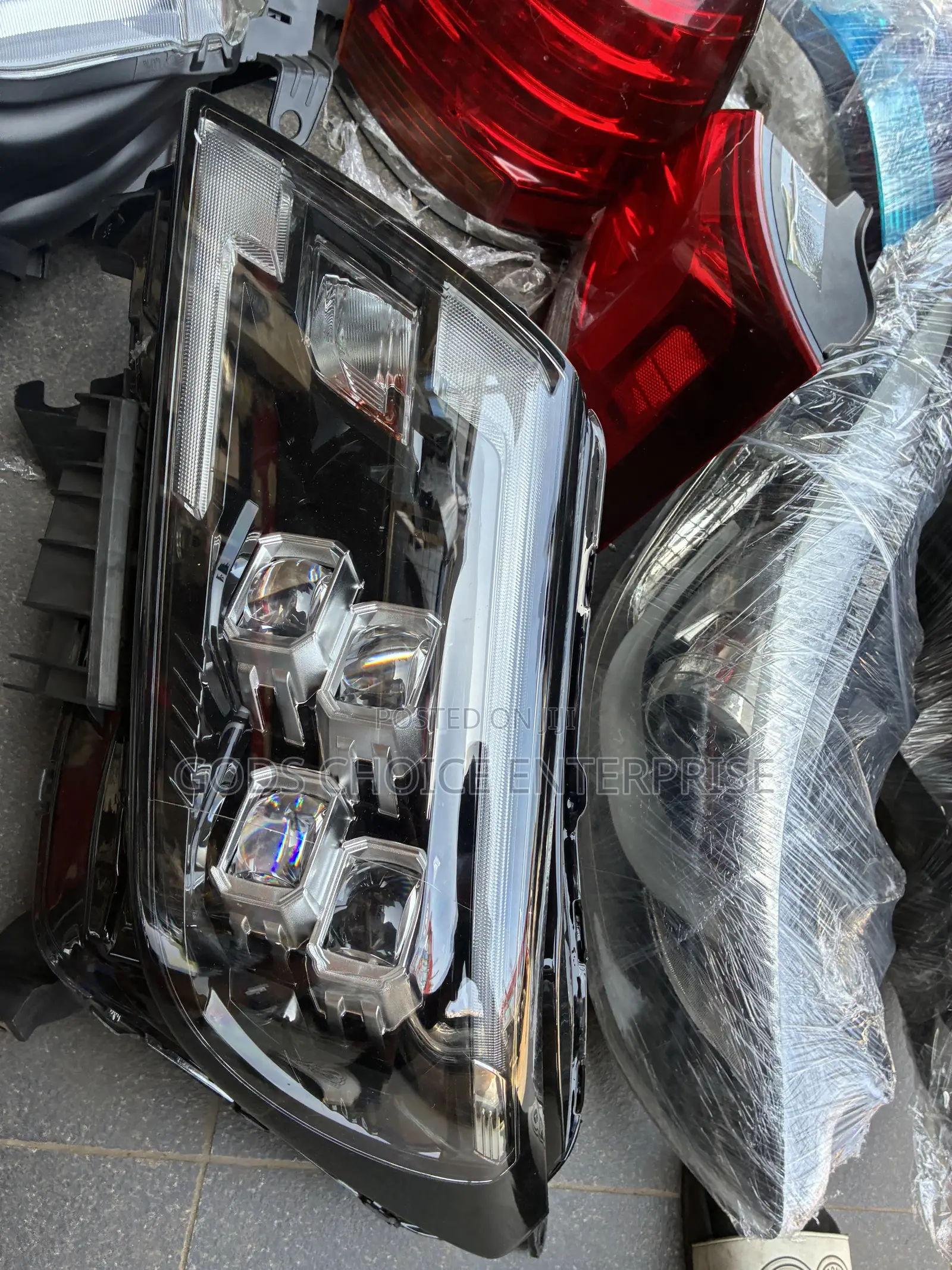 Headlight Nissan Navara 2015-2016-2017-2018-2020