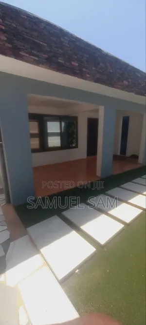 Furnished 3bdrm House in Tema Community 3 for rent