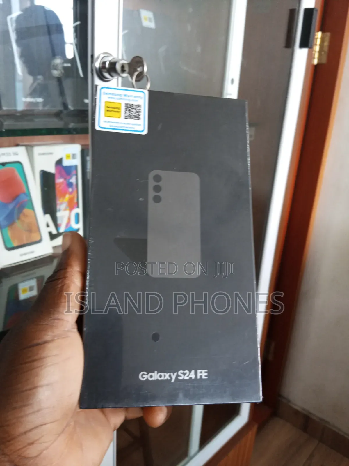 New Samsung Galaxy S24 FE 256 GB Black