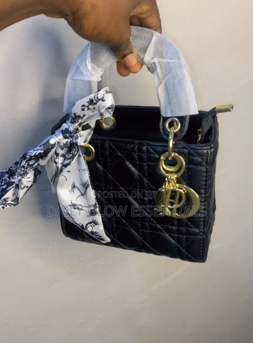 Women’s Black Quilted Handbag – Elegant Top Handle Bag With Scarf