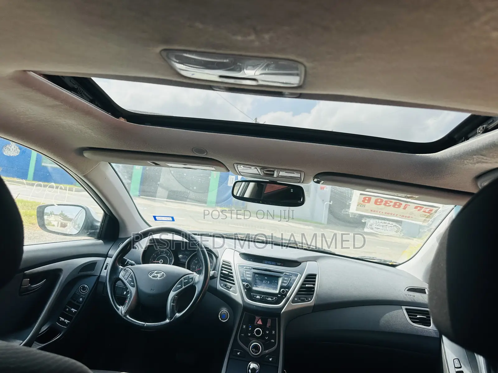 Hyundai Elantra Limited 4dr Sedan (1.8L 4cyl 6A) 2015 Silver