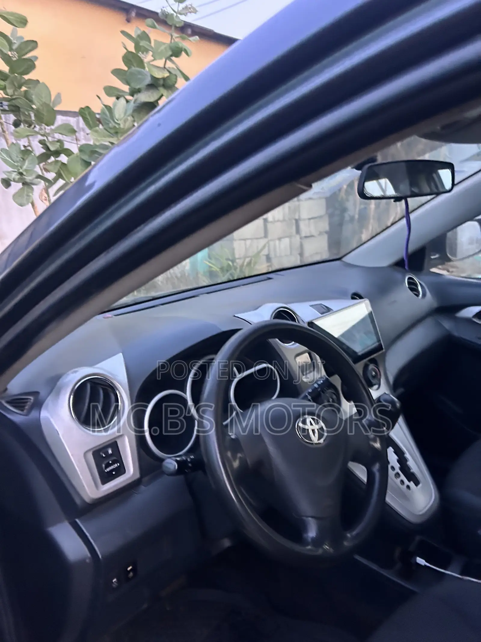 Toyota Matrix 2011 Silver