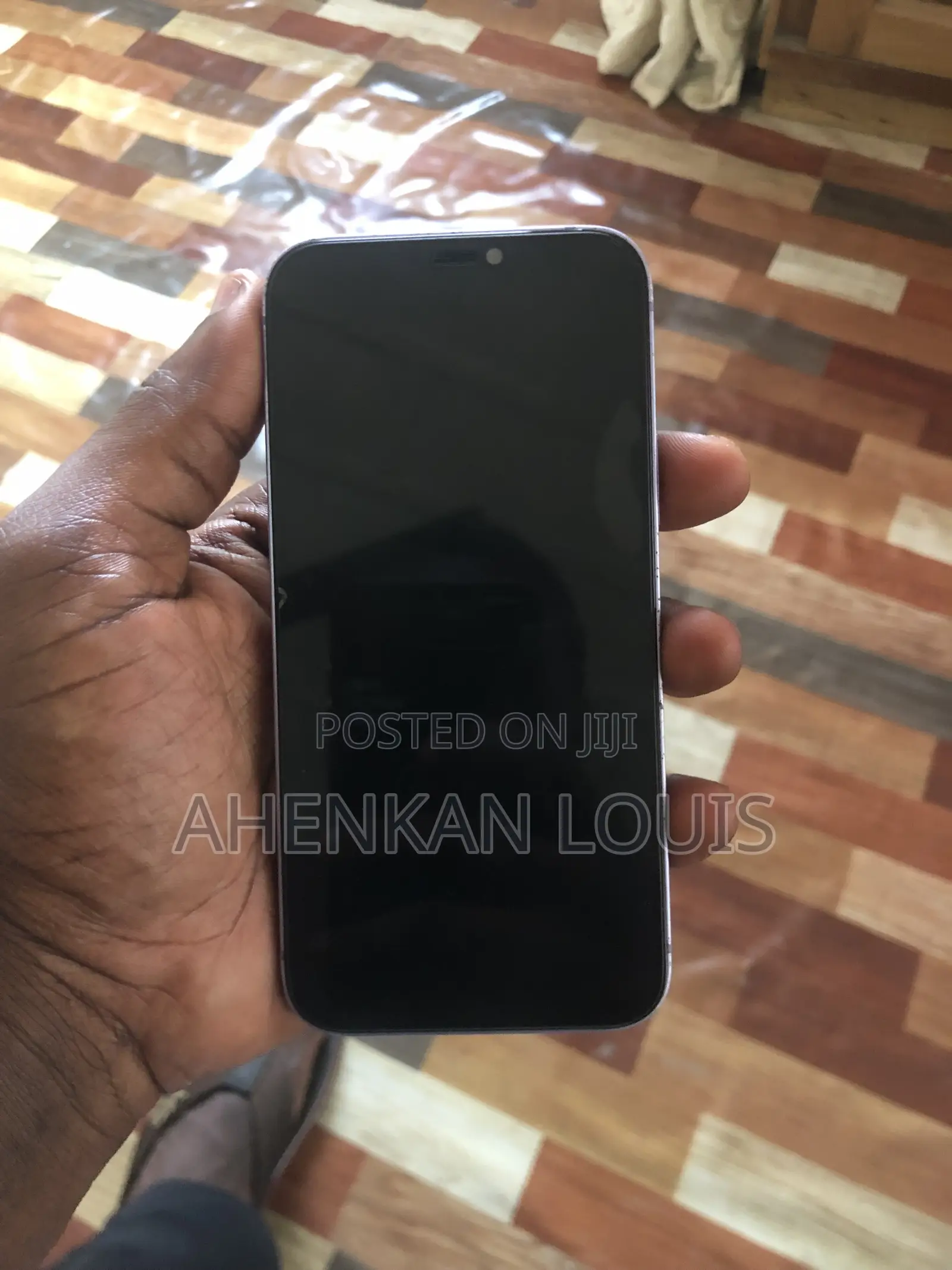 Apple iPhone 12 64 GB Purple
