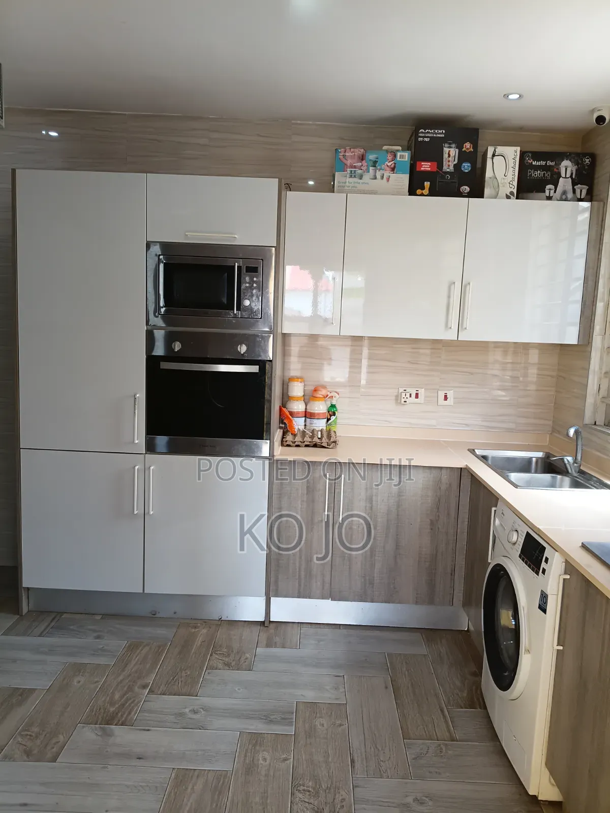 4bdrm House in School Junction for rent