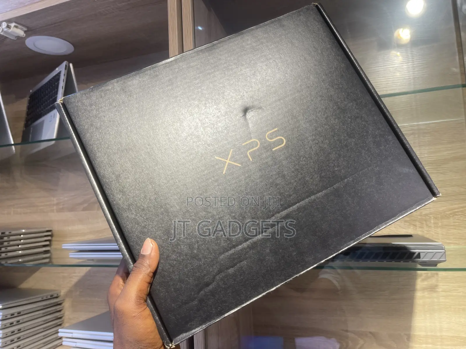 New Laptop Dell XPS 13 8GB Intel Core 5 SSD 512GB