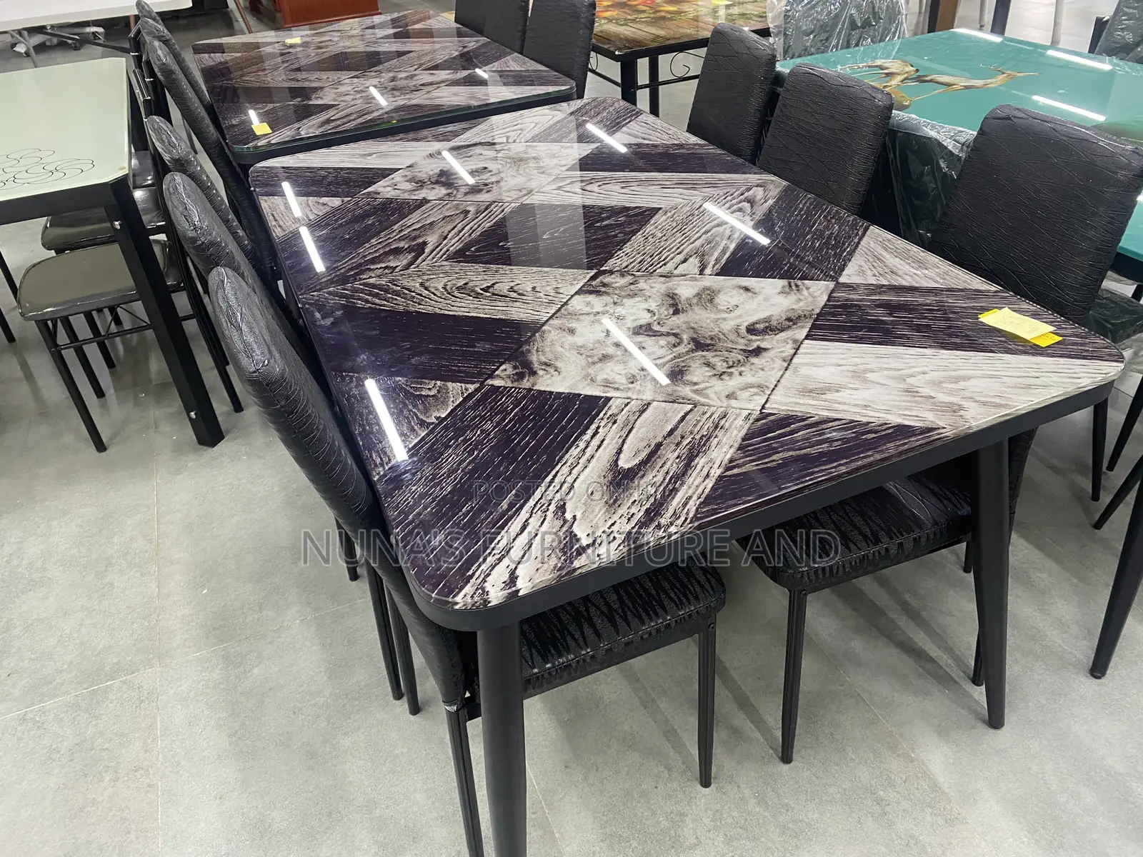 Modern Luxurious 6 Sitter Dining Sets