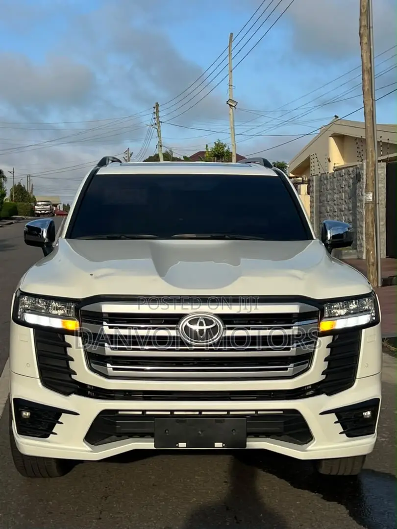 Toyota Land Cruiser 3.5 Petrol 4WD 2022 White