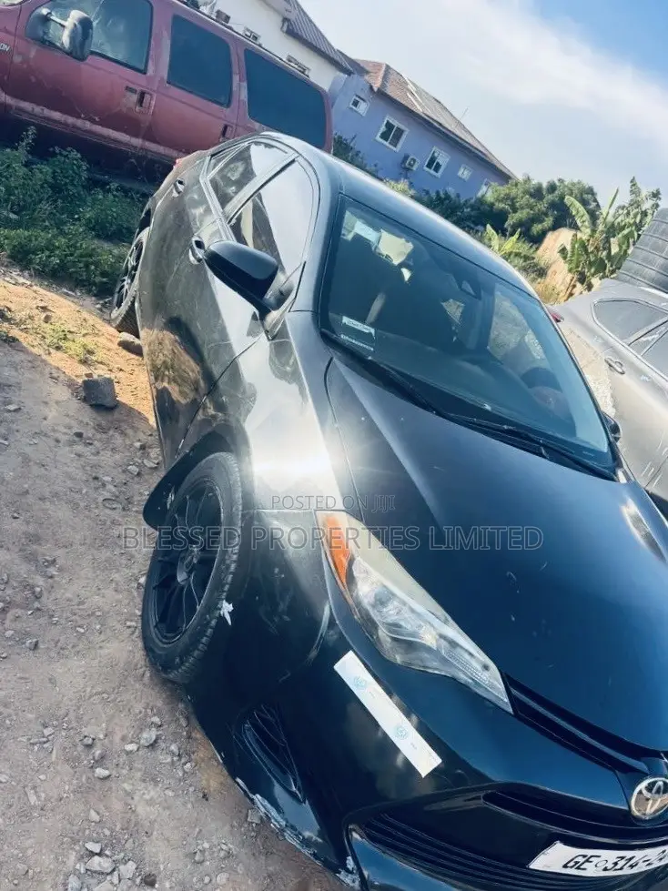 Toyota Corolla LE ECO 4dr Sedan (1.8L 4cyl CVT) 2017 Blue