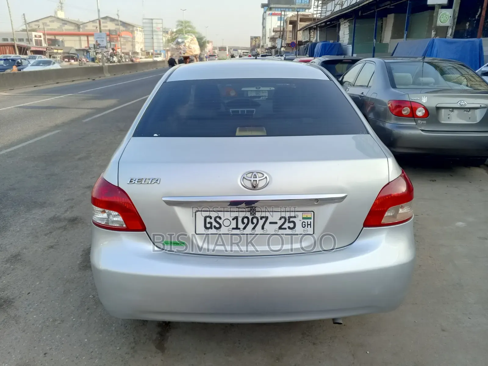 Toyota Belta 2010 Silver