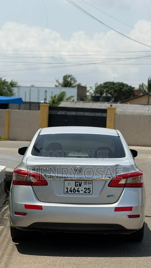 Nissan Sentra FE+ S 4dr Sedan (1.8L 4cyl CVT) 2014 Silver
