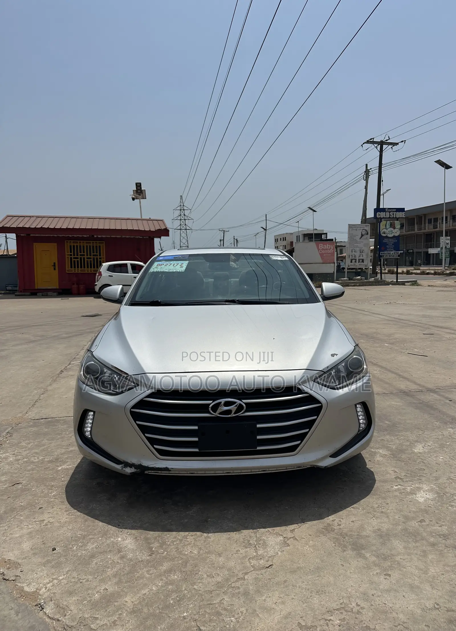 Hyundai Elantra SE Sedan FWD (2.0L 4cyl 6M) 2017 Silver
