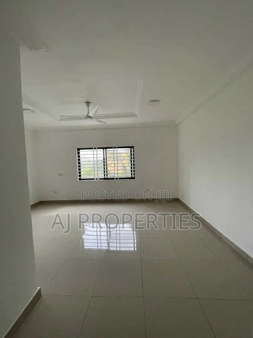 4bdrm House in East Legon for rent