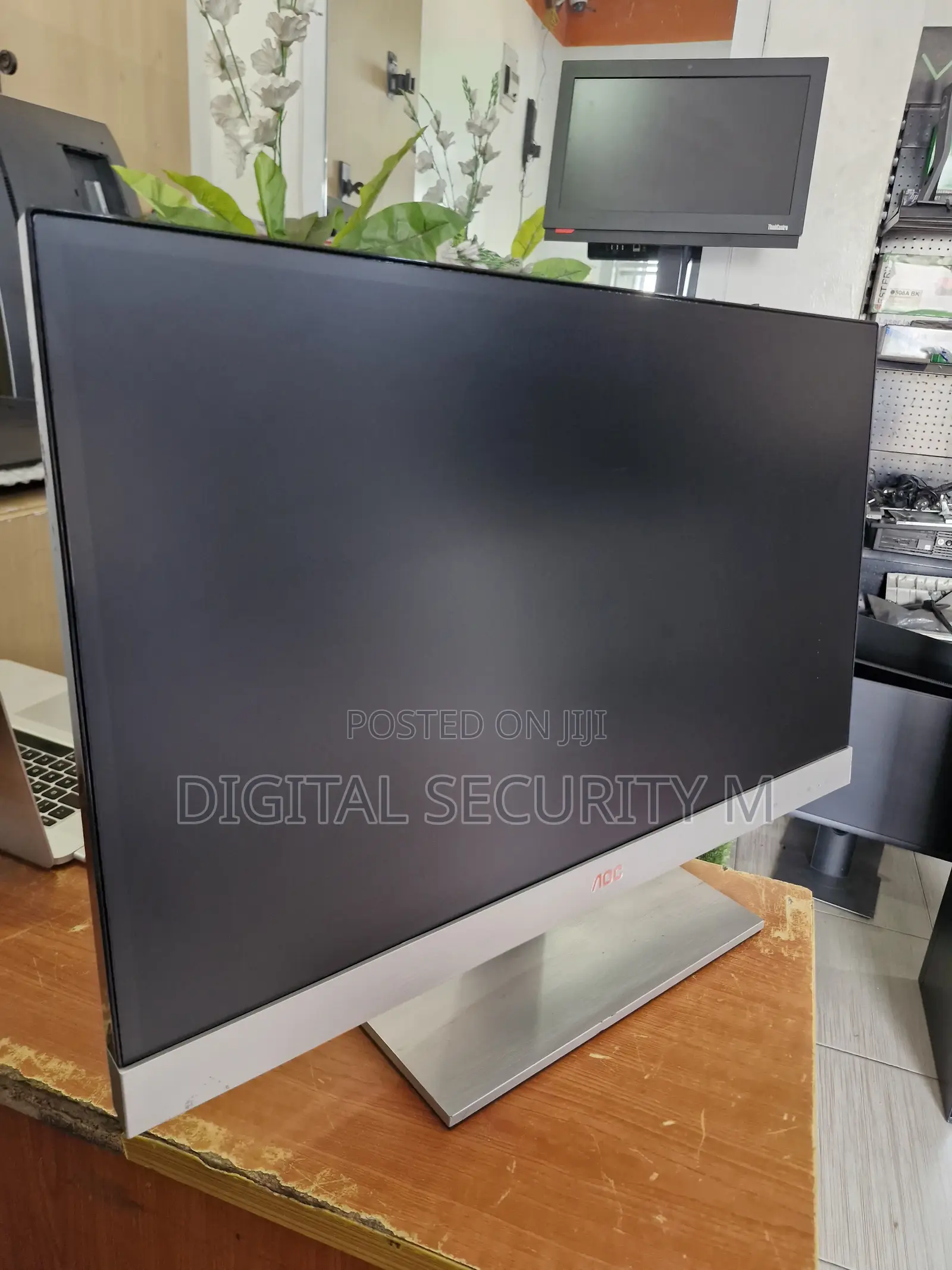 27'' Flameless Model AOC Monitor