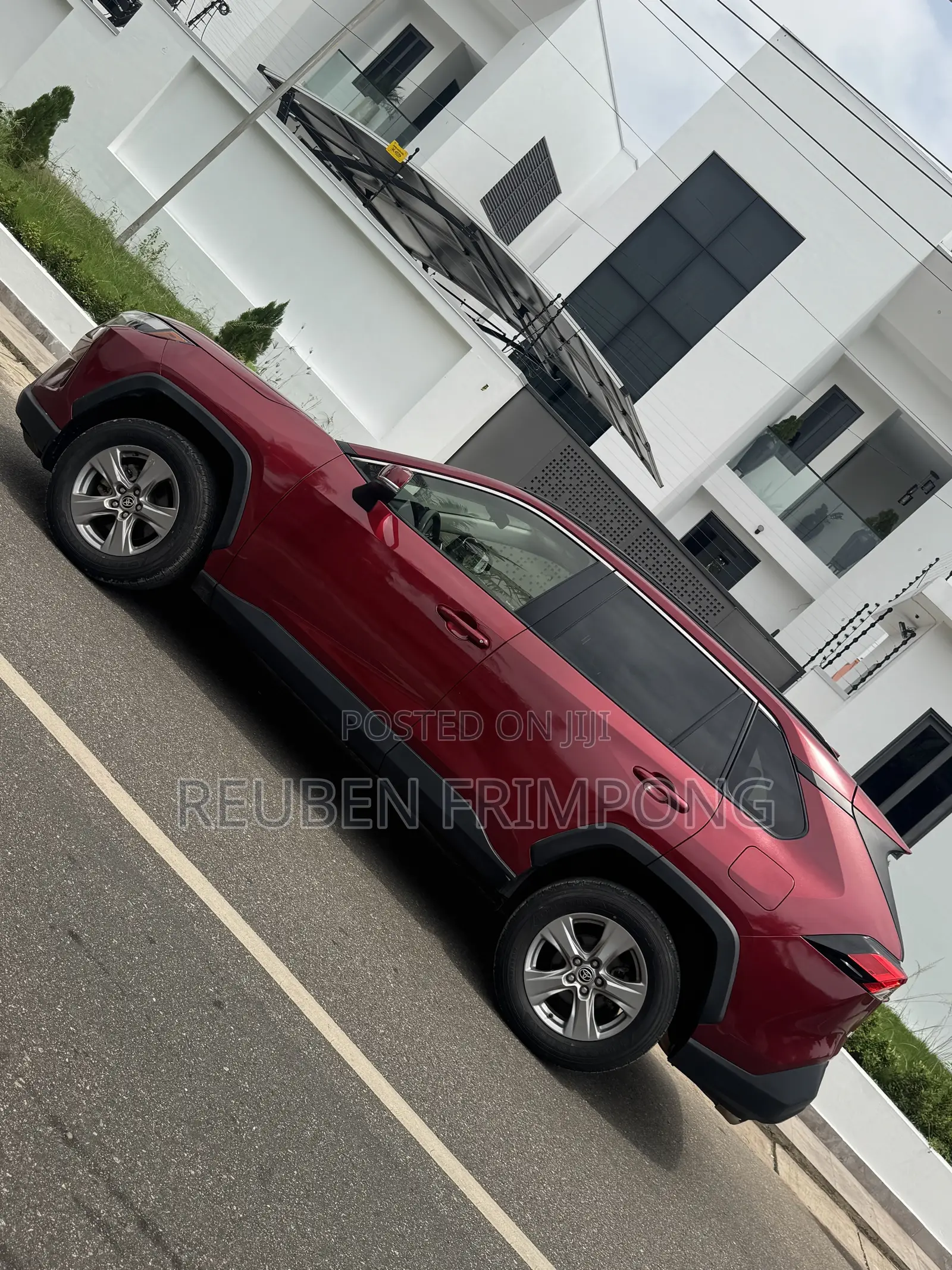Toyota RAV4 2022 Red