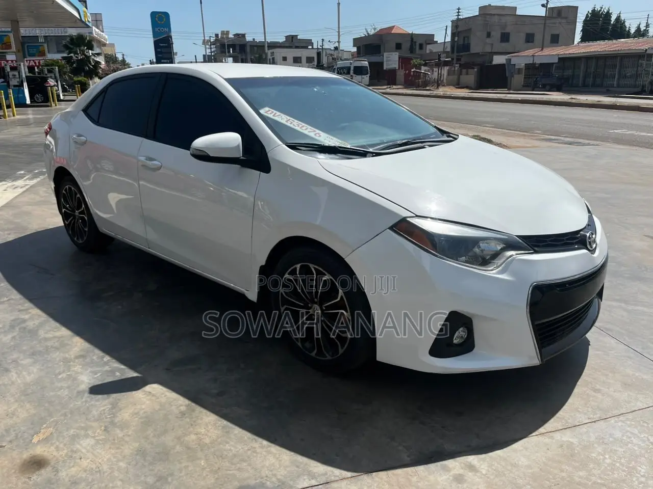 Toyota Corolla 2017 White