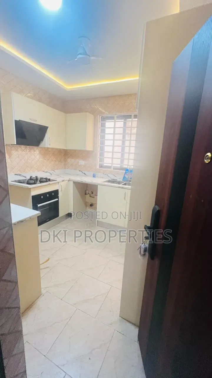 2bdrm House in Dki Properties, Sakumono for sale