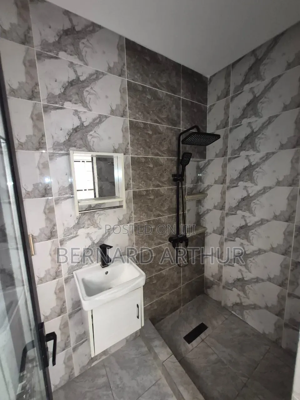 4bdrm Duplex in Bernard Agency, Obeyeyie for rent