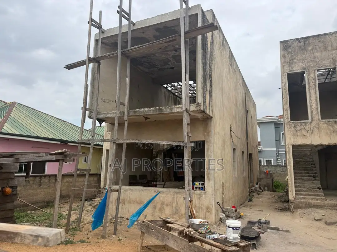 4bdrm House in East Legon for sale