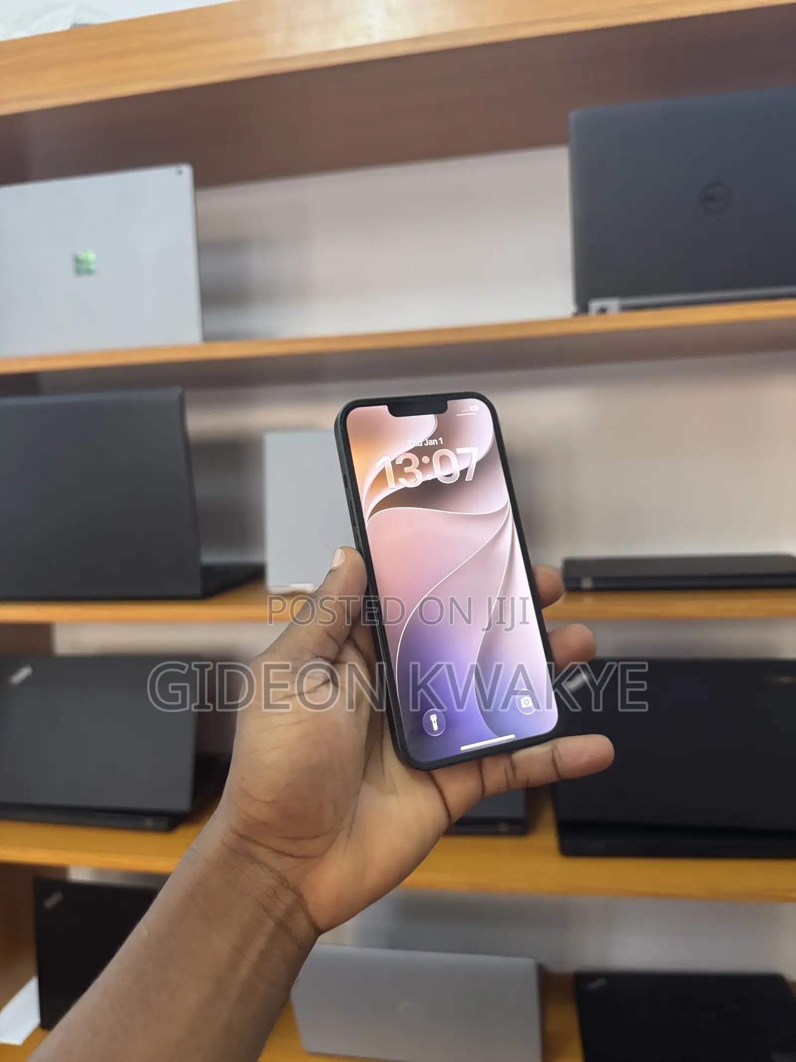 Apple iPhone 13 128 GB Green
