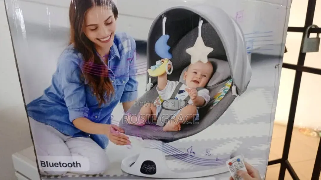Baby Electronic Rocker With Mosquito Mesh